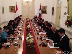 Karedok hingga Apple Cider Jadi Sajian Jokowi dan PM Laos