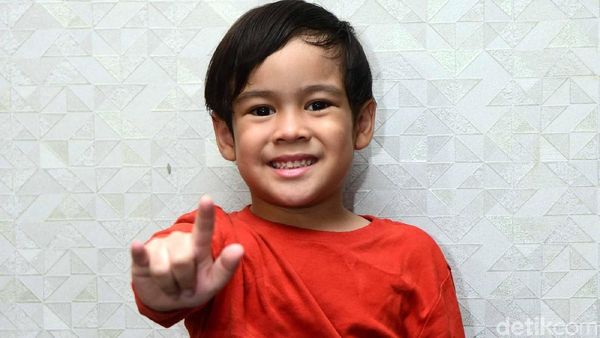 Gemasnya Adhiyat, Aktor Cilik di Pengabdi Setan