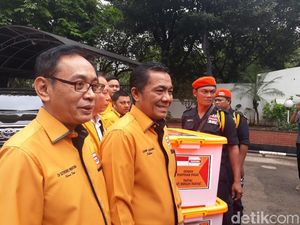 Giliran Partai Hanura Daftar Jadi Peserta Pemilu 2019 Giliran Partai Hanura Daftar Jadi Peserta Pemilu 2019