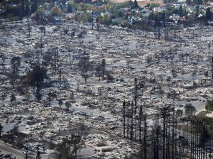 Foto: Ngeri! Penampakan Ribuan Rumah Ludes Dilalap Api di California