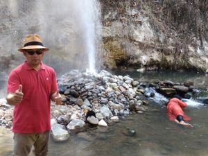 Gaya Liburan Ridwan Kamil yang Kekinian