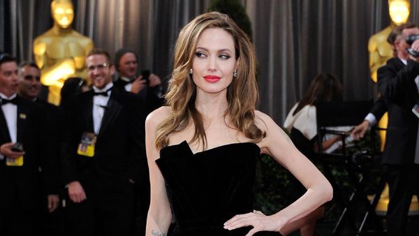 Cerita Para Korban soal Kebuasan Harvey Weinstein, Drama Cinta Lucky Perdana