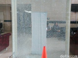 Pascapenyerangan Kantor Kemendagri, Kerusakan Belum Diperbaiki