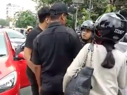 Video Anggota TNI Adu Jotos dengan Pemobil di Rawamangun