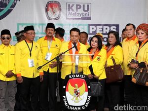 Diiringi Debus, Partai Berkarya Milik Tommy Soeharto Daftar Pemilu