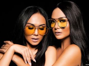 Di Foto Ini Krisdayanti & Yuni Shara Mirip Kim Kardashian & Kylie Jenner