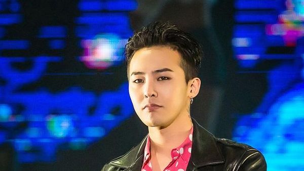 8 Gaya Rambut G-Dragon yang Mirip Tokoh Naruto