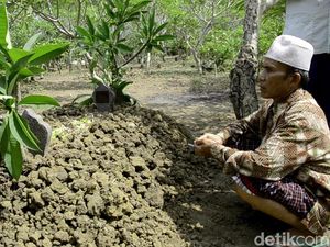 Suporter yang Tewas di Laga PSMS Medan Vs Persita Tangerang Dimakamkan