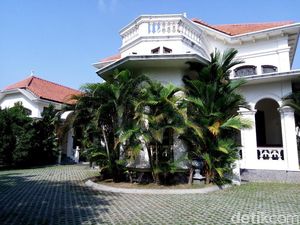 Rumah Megah Eks Milik Koruptor Disulap Jadi Karantina ODP Corona di Solo Rumah Megah Eks Milik Koruptor Disulap Jadi Karantina ODP Corona di Solo