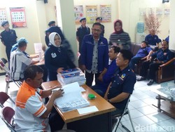 Baru 4 Parpol Serahkan Berkas Pendaftaran ke KPU Kota Bandung