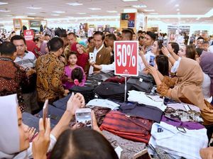 RTK: 56,9% Warga Puas Tapi Hanya 41,1% yang Inginkan Jokowi Lagi RTK: 56,9% Warga Puas Tapi Hanya 41,1% yang Inginkan Jokowi Lagi