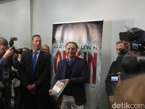 Ini yang Bikin Dan Brown Jatuh Cinta pada Teka-teki Ini yang Bikin Dan Brown Jatuh Cinta pada Teka-teki
