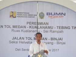 Jokowi Resmikan 52 Km Jalan Tol Baru di Medan