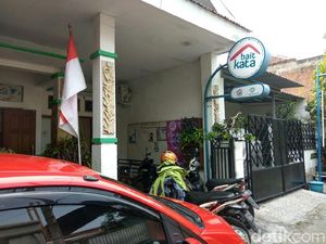 Menengok Rumah Warga Disulap jadi Perpustakaan Bait Kata