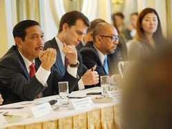 Luhut: Tidak Ada Penjualan BUMN Buat Bayar Utang