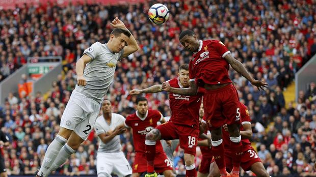 Manchester United akan bertemu dengan Liverpool pada matchday ke-30 Liga Primer Inggris.