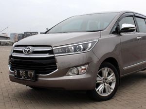 Wuling Cortez Lawan Toyota Kijang Innova Wuling Cortez Lawan Toyota Kijang Innova