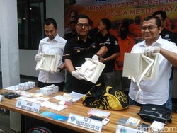 Polisi Tangkap 3 Pengedar Sabu 1,7 Kg