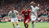 Ini adalah bigmatch pertama Manchester United musim ini. Liverpool yang bertindak sebagai tuan rumah tampil menyerang sejak menit awal (Carl Recine/Reuters)