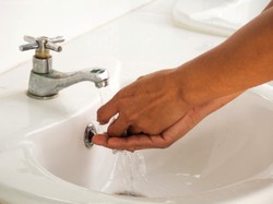 Jangan Anggap Sepele, Cuci Tangan dengan Sabun Bisa Cegah Penyakit