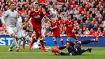 Setan Merah Redam Si Merah di Anfield