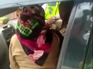 Tak Terima Ditilang, PNS Ini Mencak-mencak ke Polantas