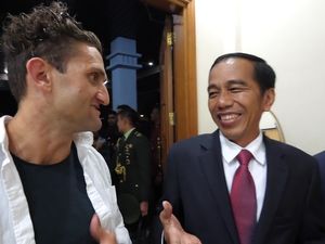 Pujian YouTuber Casey ke Jokowi: Totally Cool Guy Pujian YouTuber Casey ke Jokowi: Totally Cool Guy
