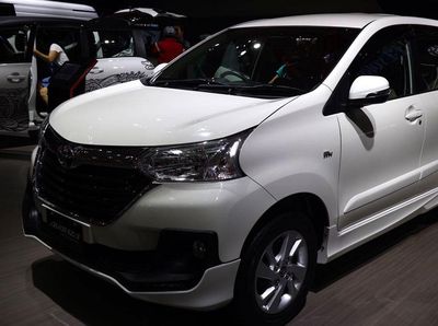 20 Mobil Terlaris November 2017