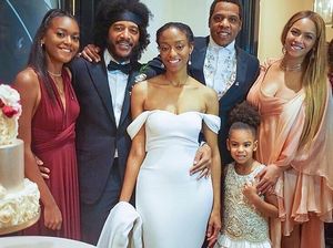 Saat Putri Beyonce Berbalut Gaun Rp 60 Jutaan Karya Desainer Indonesia