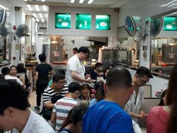 Kulineran ala Warga Lokal di Hong Kong
