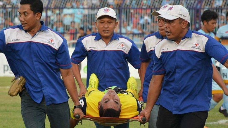 Sederet Catatan Kontroversi dan Kelalaian Operator di Liga 1 Sederet Catatan Kontroversi dan Kelalaian Operator di Liga 1