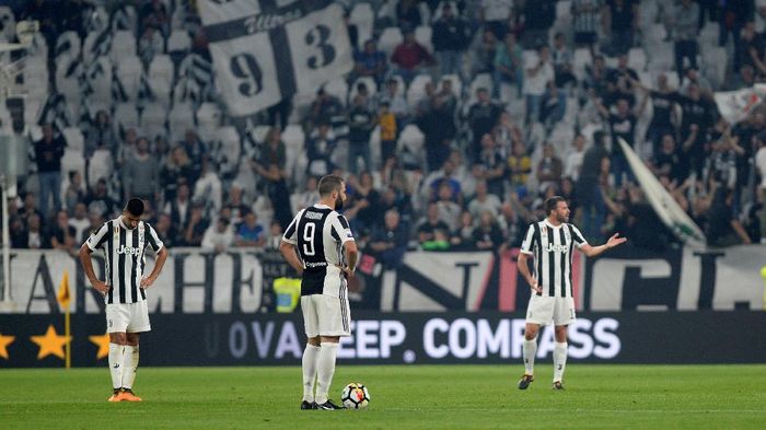 Juventus diminta memperbaiki diri agar tak lagi mengecewakan fans (Foto: Massimo Pinca/Reuters) Juventus diminta memperbaiki diri agar tak lagi mengecewakan fans (Foto: Massimo Pinca/Reuters)