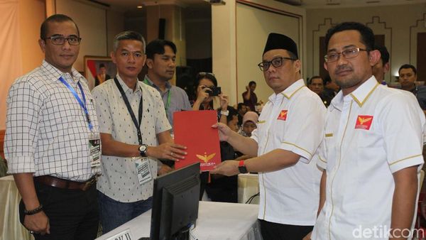 Partai Garuda Resmi Daftar ke KPU