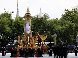 Foto: Melihat Persiapan Kremasi Raja Thailand Bhumibol Adulyadej