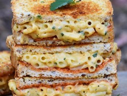 Kreasi Cheezy Sandwich untuk Sarapan hingga Ikan Favorit Orang Jepang