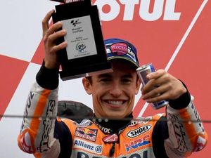 Usai Balapan Seru di Motegi, Marquez Sambangi Fans di Indonesia