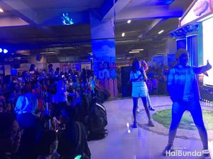 Anak-anak Nyanyi Bareng Naura di Penutupan Festival Bunda Happy, Meriah! Anak-anak Nyanyi Bareng Naura di Penutupan Festival Bunda Happy, Meriah!