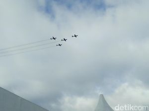 Atraksi Pesawat TNI AU Ramaikan Honda Bikers Day