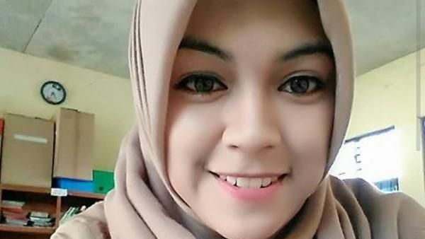 Potret Rizma Uldiandari, Guru Cantik Berhati Cantik