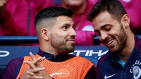 City menjamu Stoke di Etihad Stadium, Sabtu (14/10/2017). Sergio Aguero sudah pulih usai mengalami kecelakaan mobil, tapi dia cuma jadi pemain cadangan. Foto: Jason Cairnduff/Action Images via Reuters