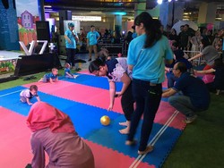 Seru Banget! Ketika Para Bayi Lomba Merangkak
