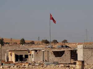 53 Orang Tewas dalam Serangan Udara di Suriah, Termasuk Anak-anak 53 Orang Tewas dalam Serangan Udara di Suriah, Termasuk Anak-anak