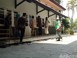 Ratusan Kiai akan Rapat di Tebuireng, Tentukan Pasangan Khofifah