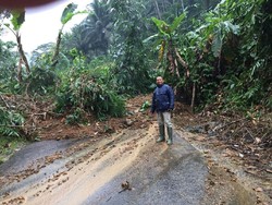 Pembukaan Longsor Lamban, Bupati Emil Marah