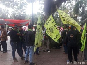 FBR Bantah Terbitkan Surat Minta THR ke Perusahaan