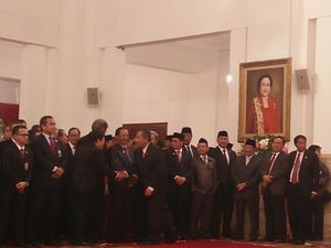 Novanto hingga AHY Hadir di Pelantikan Anies-Sandi Novanto hingga AHY Hadir di Pelantikan Anies-Sandi