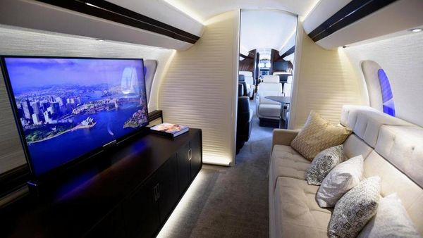 Foto: Jeroan Jet Pribadi Seharga Hampir Rp 1 Triliun