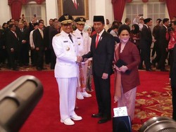 Momen Foto Bareng Anies-Sandi Bersama Jokowi di Istana
