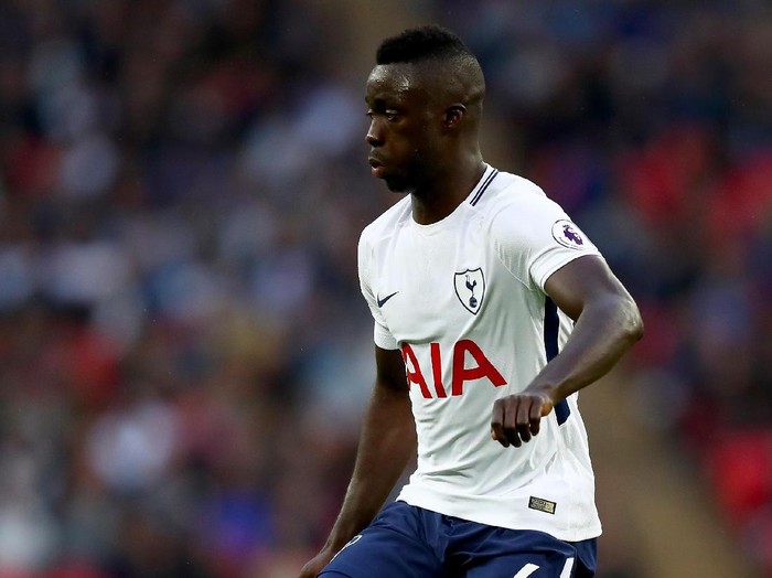 LONDON, ENGLAND - SEPTEMBER 16:  Davinson Sanchez of Tottenham Hotspur during the Premier League match between Tottenham Hotspur and Swansea City at Wembley Stadium on September 16, 2017 in London, England.  (Photo by Clive Rose/Getty Images)
