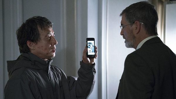 The Foreigner: Jackie Chan Adu Kekuatan dengan Pierce Brosnan